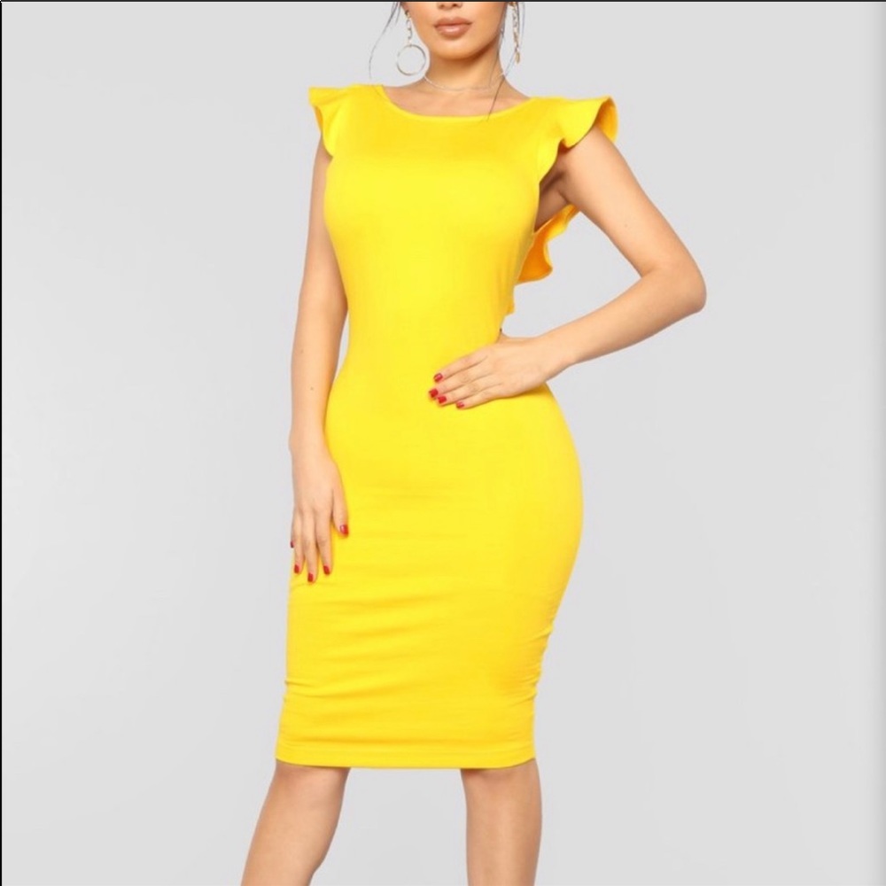 Gorgeous yellow bodycon dress